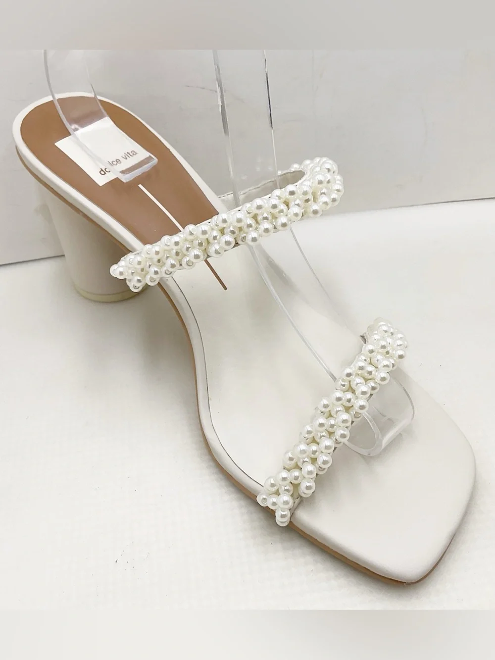 🆕{Dolce Vita} Noel Vanilla Pearls Sandals